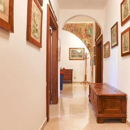 Apartamento Vr Holiday Il Giardino Dei Glicini