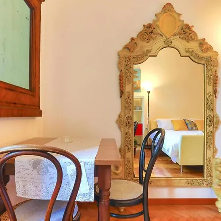 Vr Holiday Il Giardino Dei Glicini Apartamento *