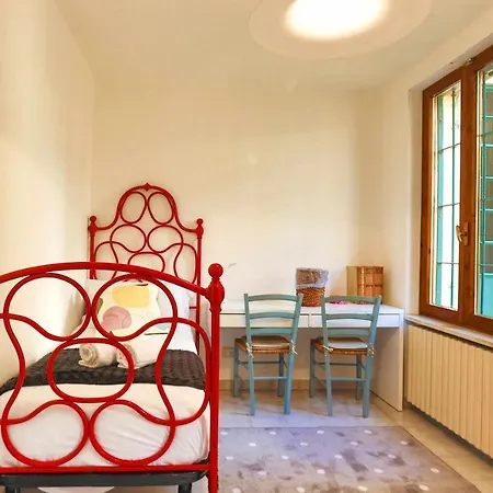 Vr Holiday Il Giardino Dei Glicini Apartamento