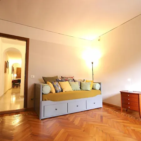 Apartamento Vr Holiday Il Giardino Dei Glicini