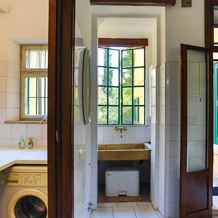 Vr Holiday Il Giardino Dei Glicini Apartamento *